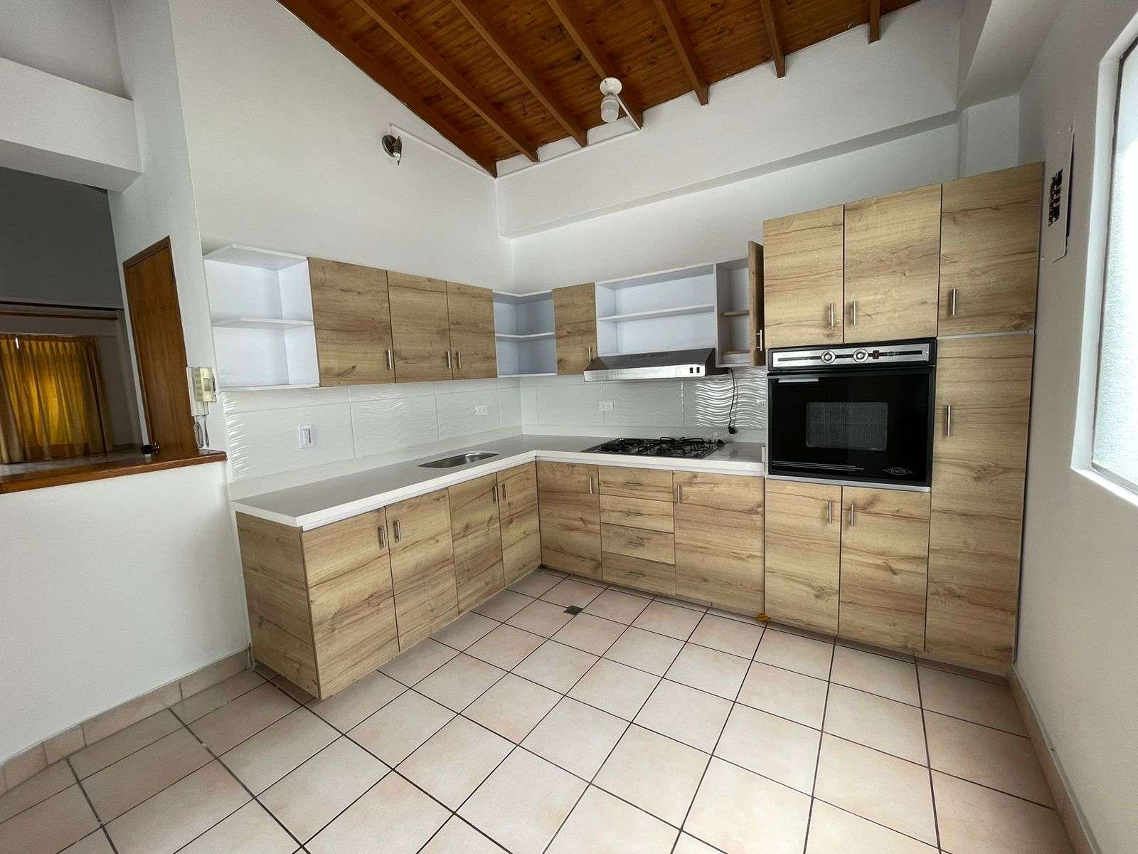 Imagen 6 de la propiedad Apartacasa en Renta Calazans