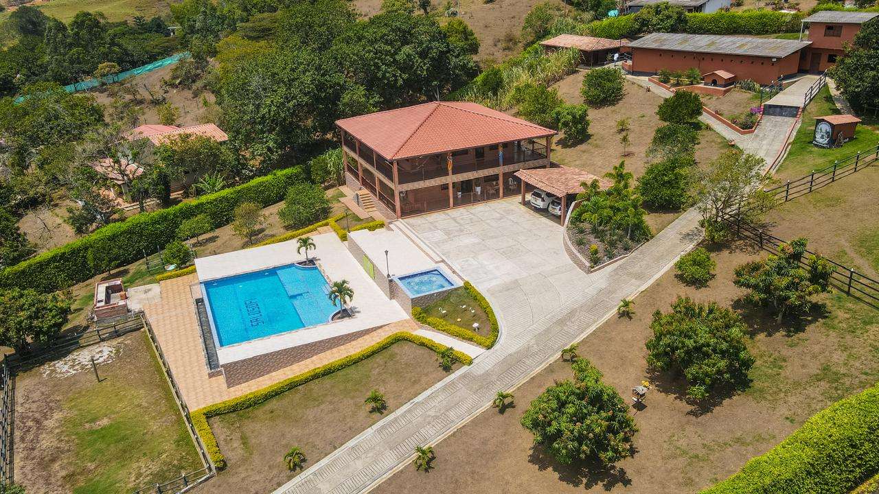 Imagen 24 de la propiedad Finca en venta en Copacabana