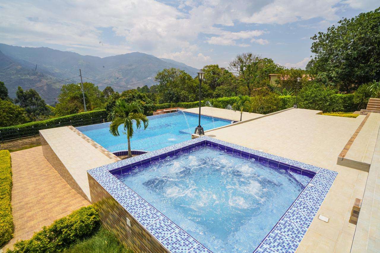 Imagen 1 de la propiedad Finca en venta en Copacabana