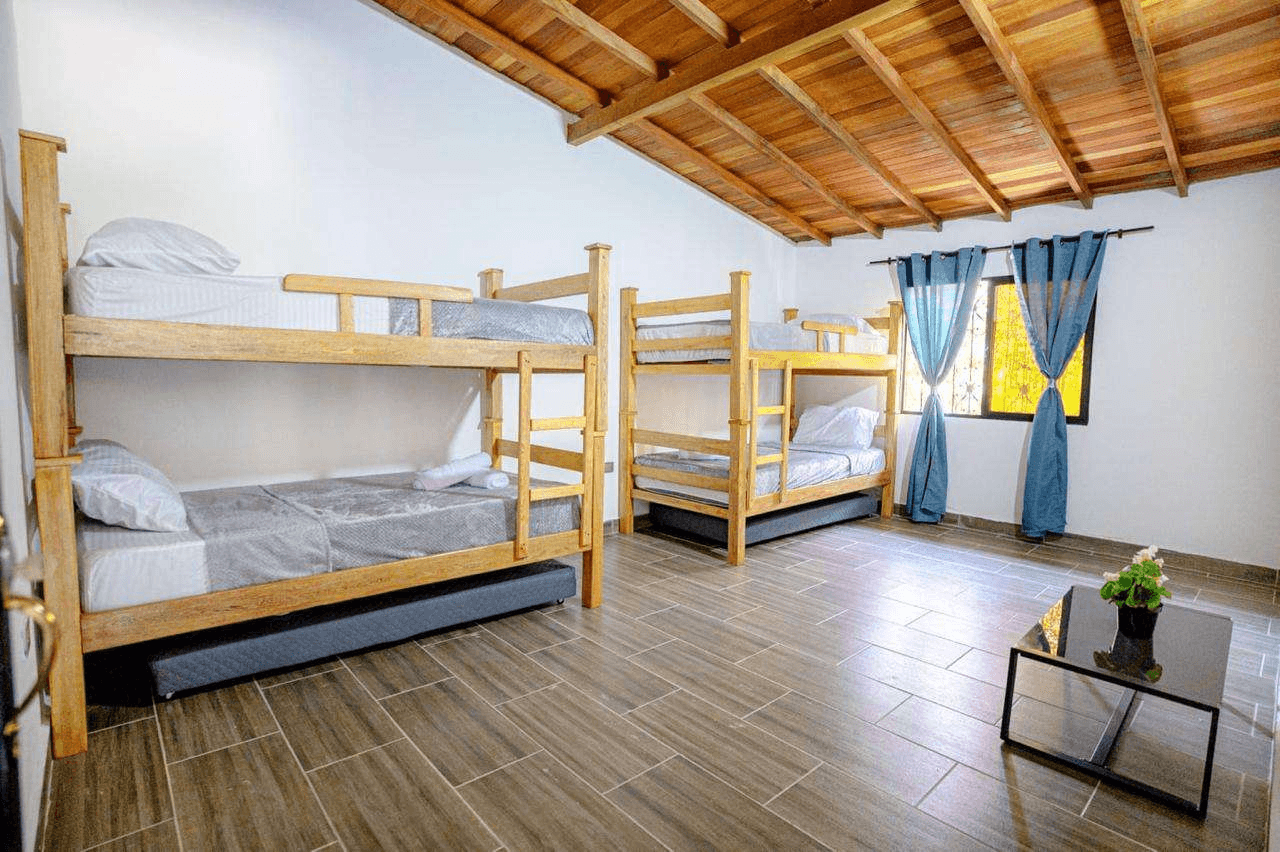 Casa finca en venta,vereda la Matica Girardota
