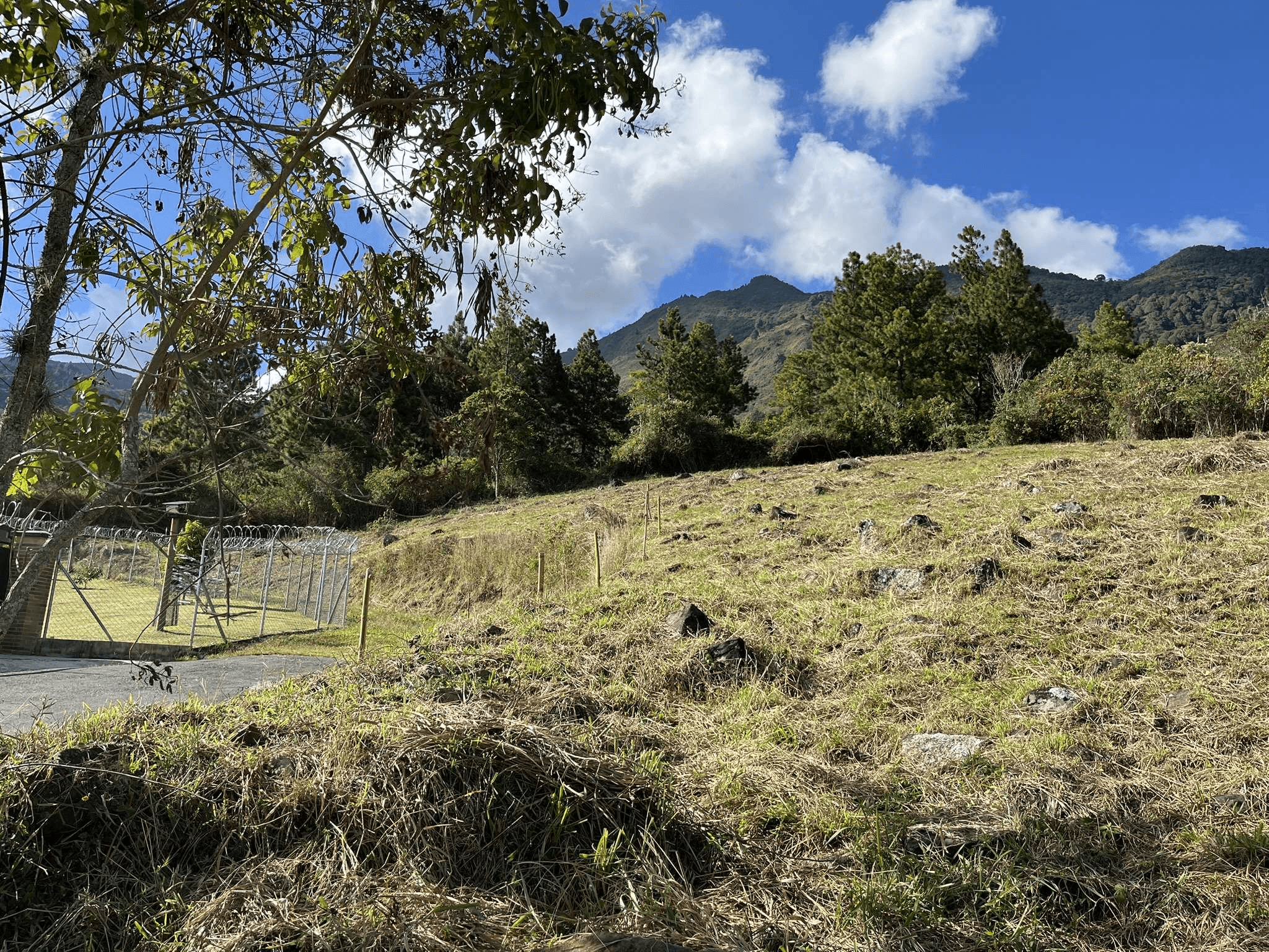 Imagen 2 de la propiedad Lote 66 en venta en la vereda Santana,Copacabana