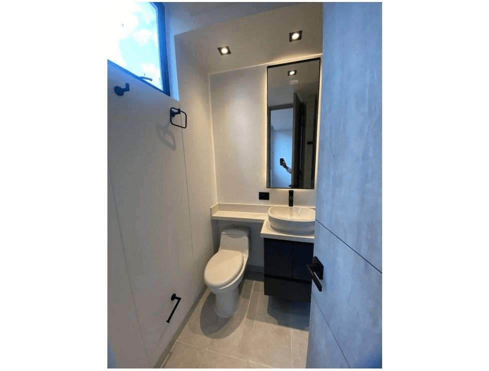 Imagen 3 de la propiedad Apartamento para estrenar en venta en Loma de los Mesa, Envigado