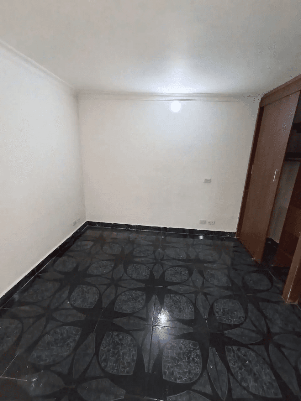 Imagen 2 de la propiedad Casa en venta primer piso, La Floresta